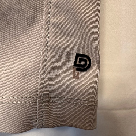 Lot Of 2 Public Rec Tech Dealmaker Tech Shorts Men’s Size 44 8” Tan & Gray - Picture 13 of 16